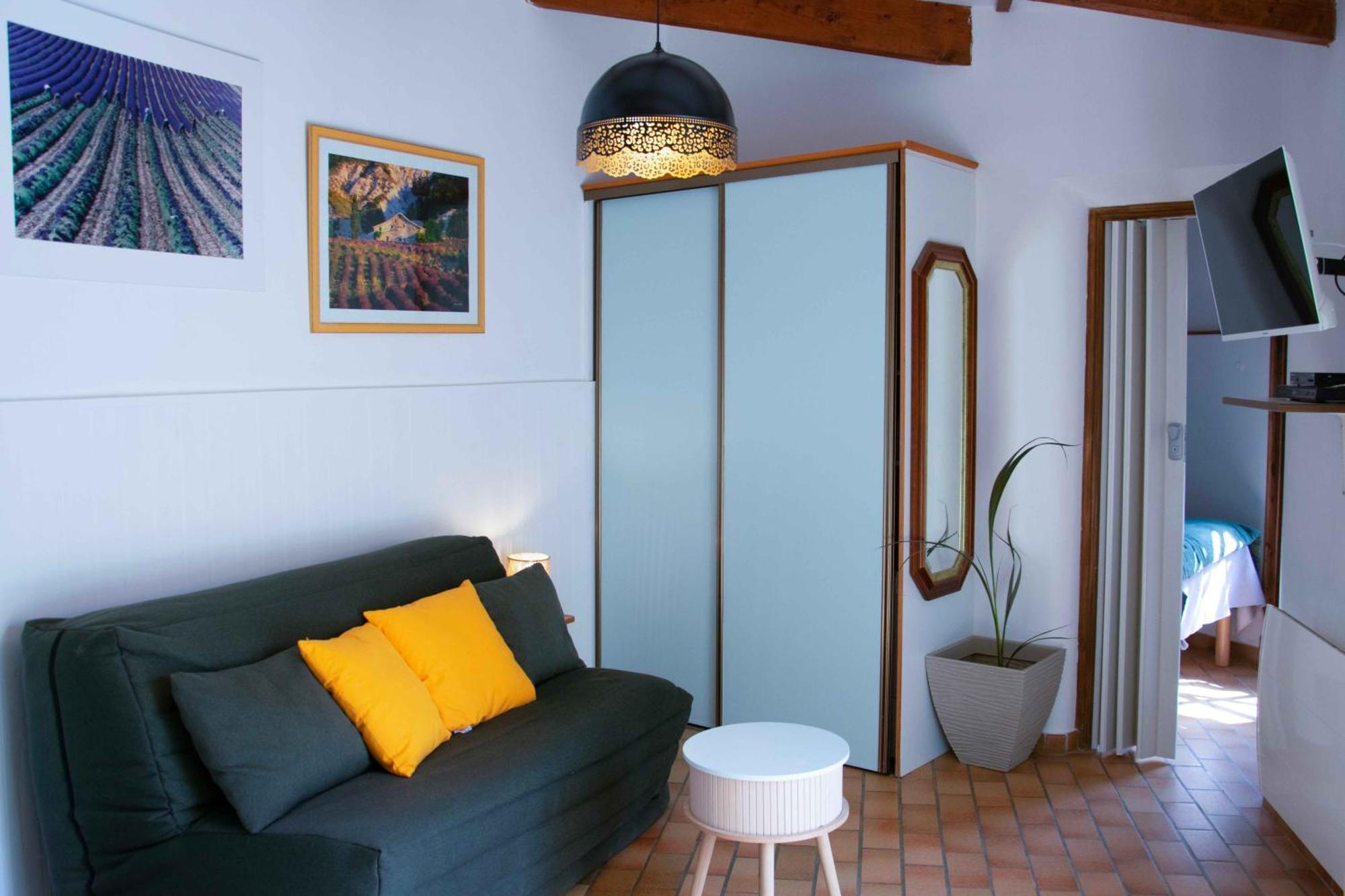 Les Grands Pres Des Baronnies Guest House La Roche-sur-le-Buis Exterior photo