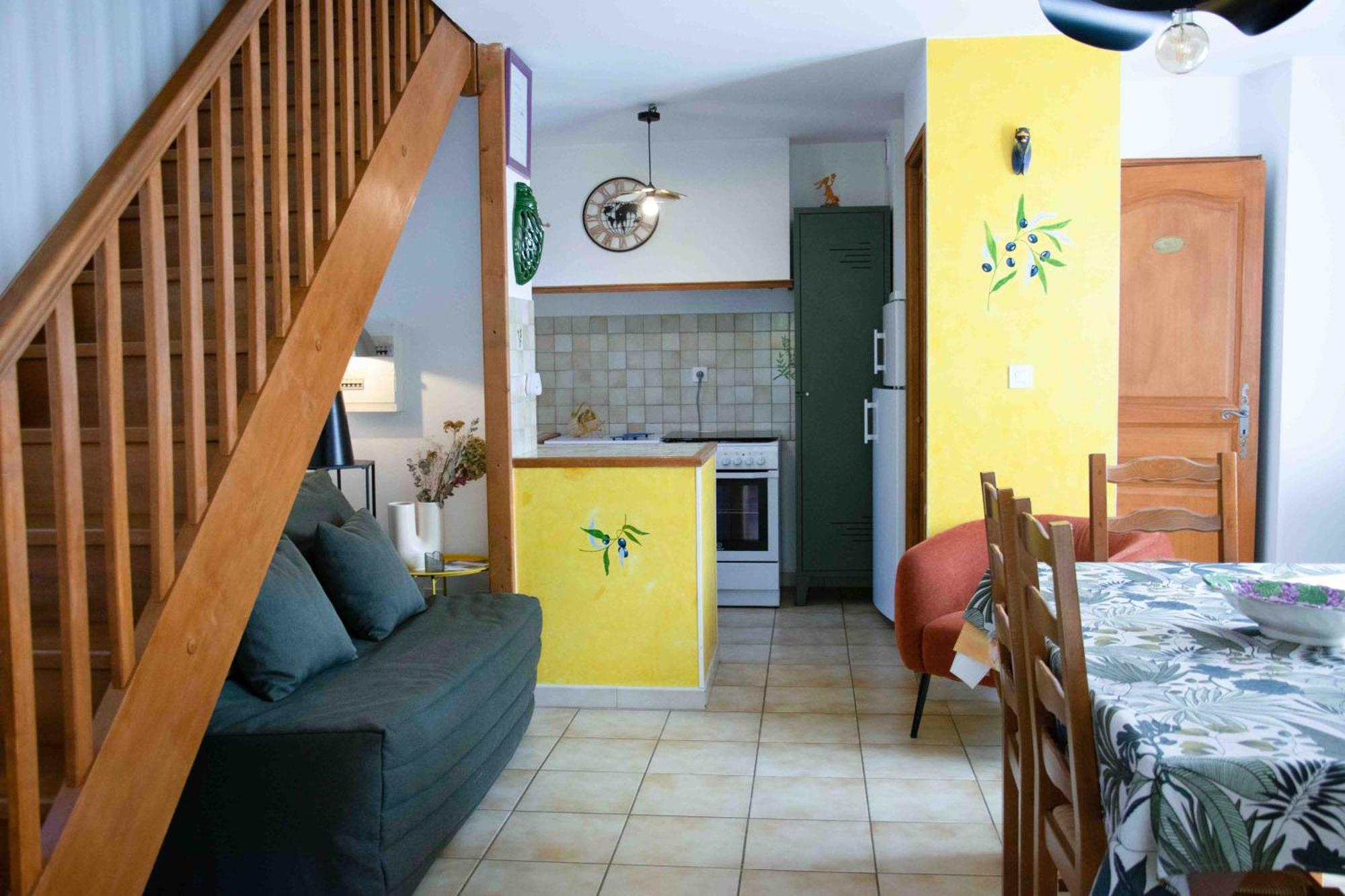 Les Grands Pres Des Baronnies Guest House La Roche-sur-le-Buis Exterior photo